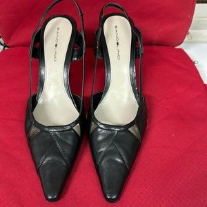 Mandolin black leather upper